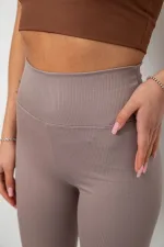 Лосини жіночі однотонні в рубчик, колір мокко